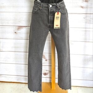Levi's 501 Original Cropped Jean in Stone with Scalloped Hem Size 29 X 28 NWT